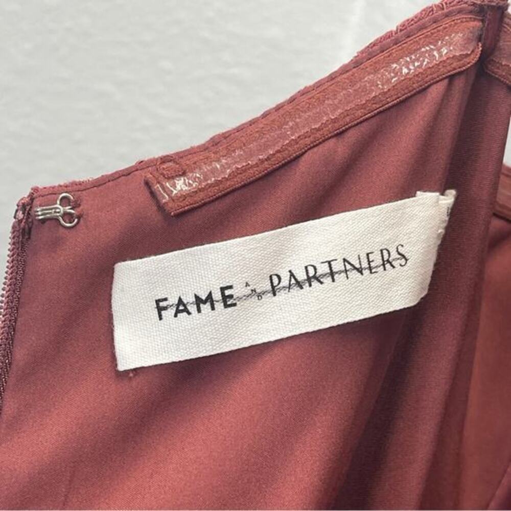 Fame and Partners‎ Twilight Dress Strapless Lace Cinnamon Rose Wine - Picture 5 of 13